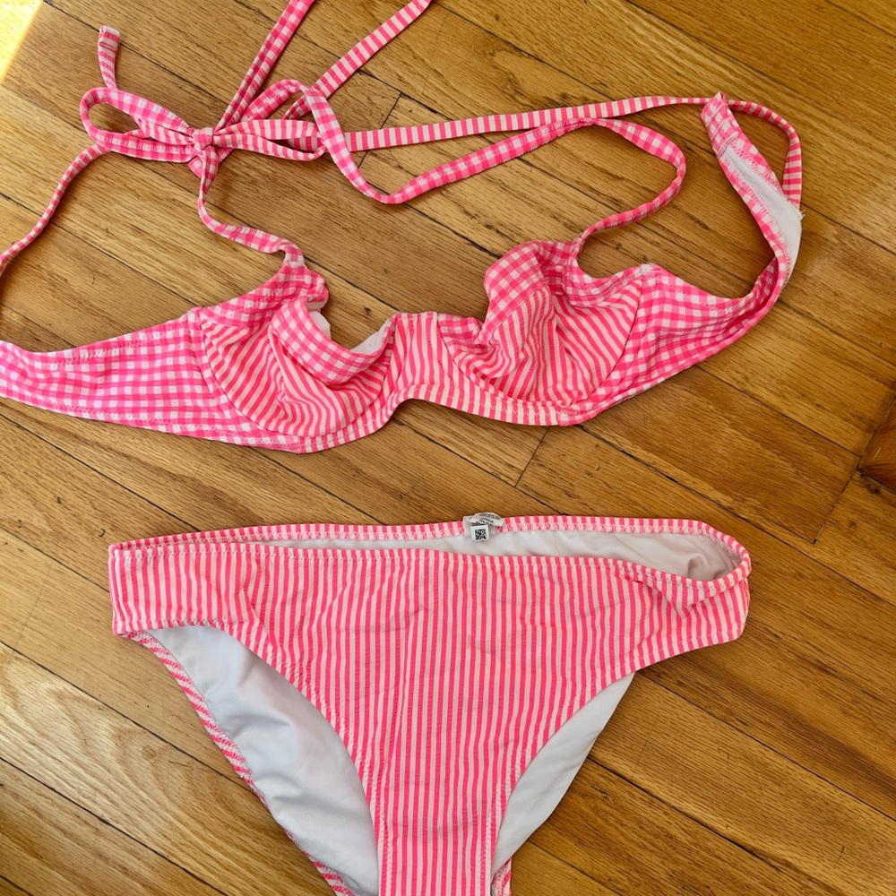 Aerie Seersucker Gingham Bikini neon pink